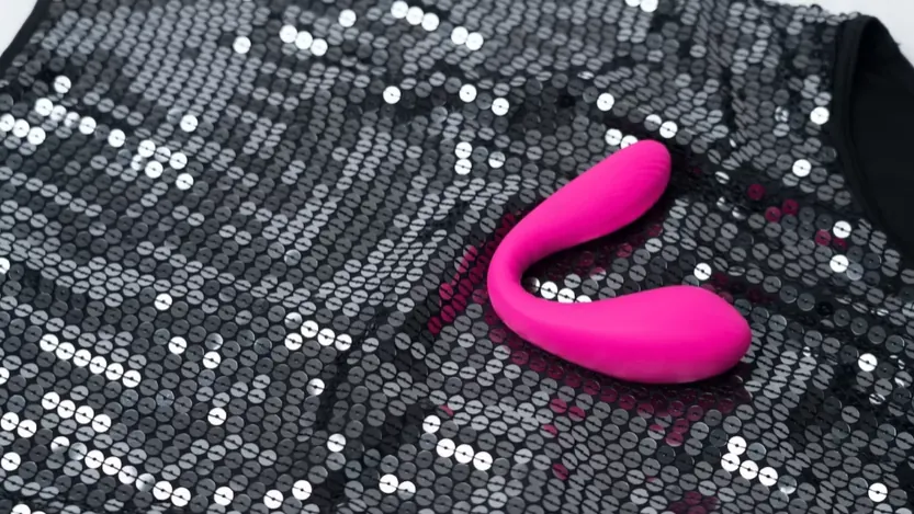 Guide de nettoyage des sextoys, comment bien nettoyer ses sextoys, comment les désinfecter, à quelle fréquence les nettoyer, comment nettoyer les sextoys en silicone