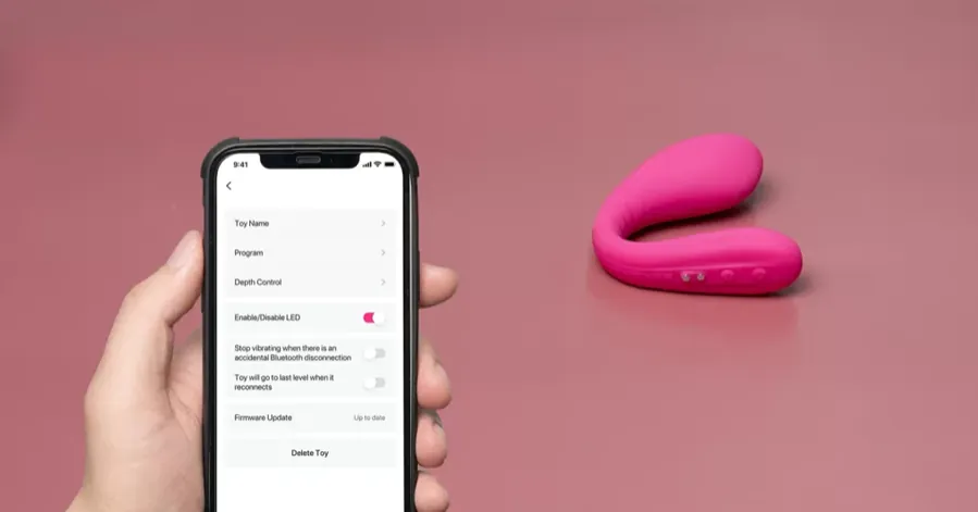 En tant que sextoy double, le Dolce exige un temps d'adaptation pour trouver le positionnement parfait qui libère tout son potentiel.
