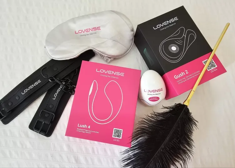 Ensemble Lovense Lover avec sextoys contrôlés par application