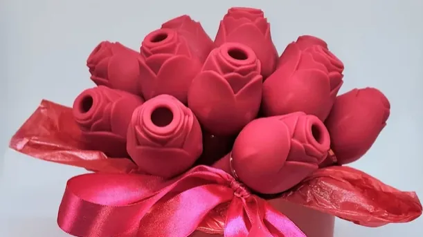 Sextoy en forme de rose silencieux, sextoy en forme de rose pour le jeu en solo